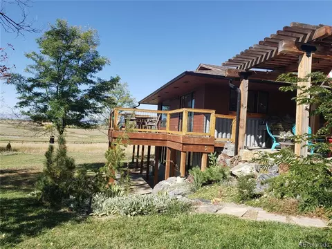 15665 E County Line Rd, Berthoud, CO 80513 photo 2