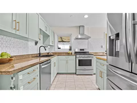 2654 Jasmine St, Denver, CO 80207 photo 12