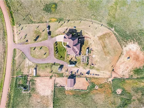 43578 E Harvard Pl, Bennett, CO 80102 photo 3