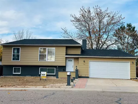 428 S Lima Cir, Aurora, CO 80012