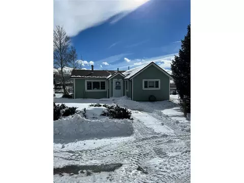 450 New Church Ave, Granby, CO 80446