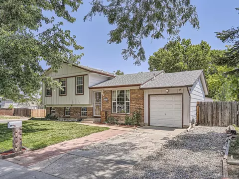 15574 Evans Ave, Aurora, CO 80013 photo 2