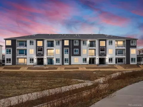 6153 N Ceylon St #4-102, Denver, CO 80249