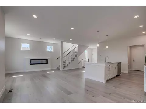 Undisclosed, Denver, CO 80231 photo 16