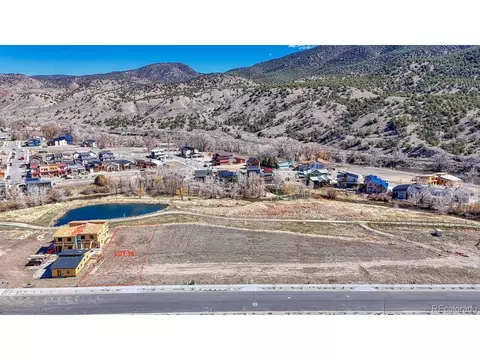 220 Southside Loop, Salida, CO 81201