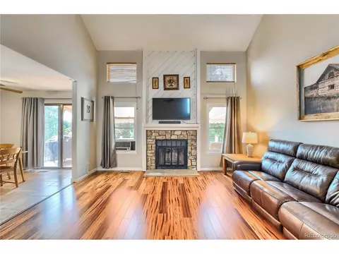 18954 E Mercer Dr, Aurora, CO 80013 photo 4