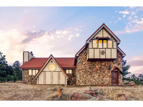 9101 Eastridge Rd, Golden, CO 80403