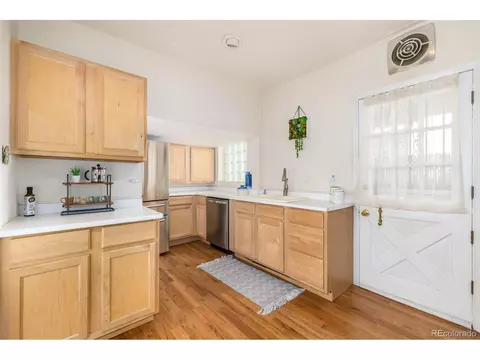 717 E 1st Ave, Denver, CO 80203 photo 12