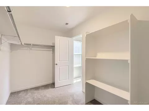 21996 E 39th Pl, Aurora, CO 80019 photo 9