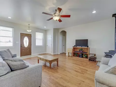 353 S Split Rock Rd, Bennett, CO 80102 photo 5