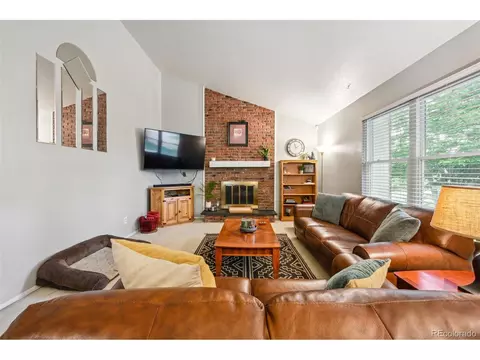 18152 E Loyola Dr, Aurora, CO 80013 photo 4