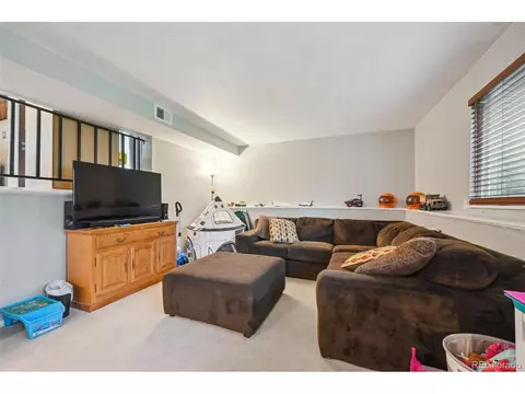 18152 E Loyola Dr, Aurora, CO 80013 photo 18