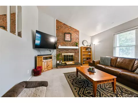 18152 E Loyola Dr, Aurora, CO 80013 photo 5