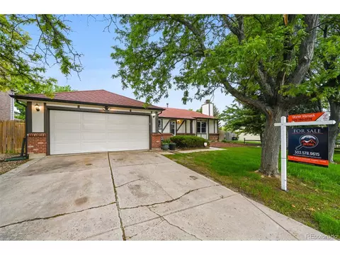 18152 E Loyola Dr, Aurora, CO 80013 photo 2