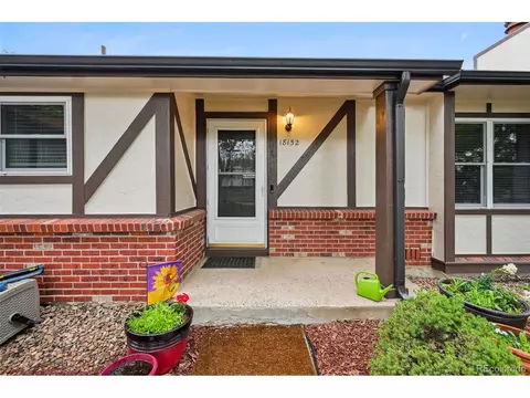 18152 E Loyola Dr, Aurora, CO 80013 photo 3