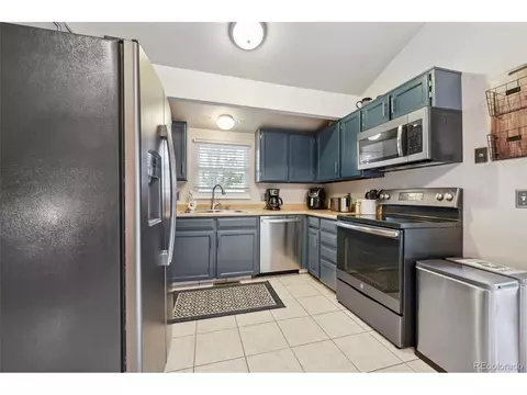 18152 E Loyola Dr, Aurora, CO 80013 photo 9