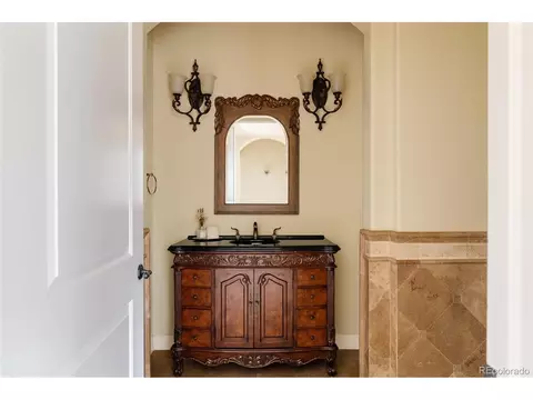 Bath - 9897 E 31st Ave, Denver, CO 80238 photo 1 of 7