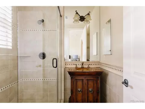 Bath - 9897 E 31st Ave, Denver, CO 80238 photo 5 of 7