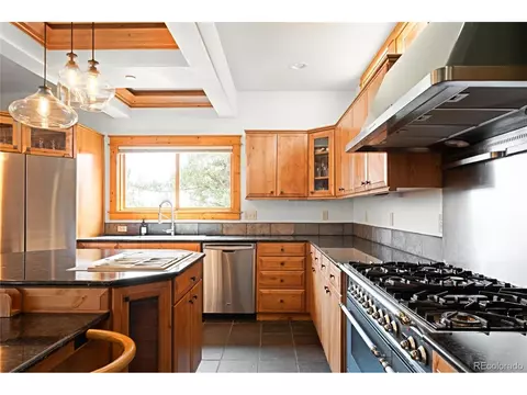 Kitchen - 229 Mohawk Trl, Pine, CO 80470 photo 4 of 7