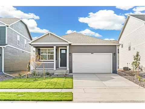716 Gareth Ln, Lochbuie, CO 80603