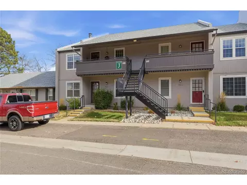 7110 S Gaylord St #J-2, Centennial, CO 80122