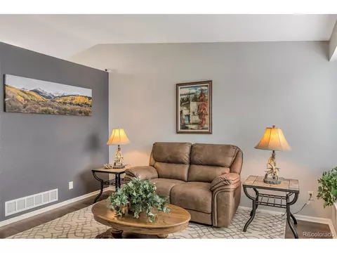 21547 E Crestline Ln, Centennial, CO 80015 photo 10