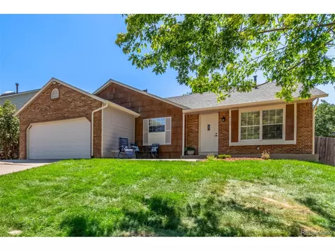 4102 S Espana Way, Aurora, CO 80013