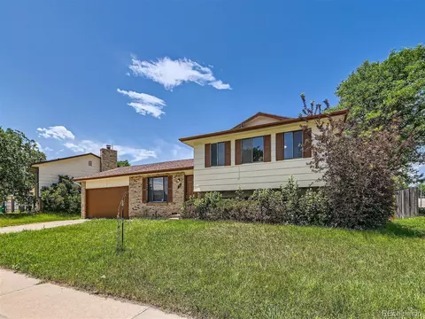 905 S Ventura Ct, Aurora, CO 80017