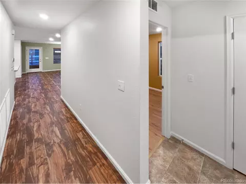 27699 E 7th Ln, Aurora, CO 80018 photo 10