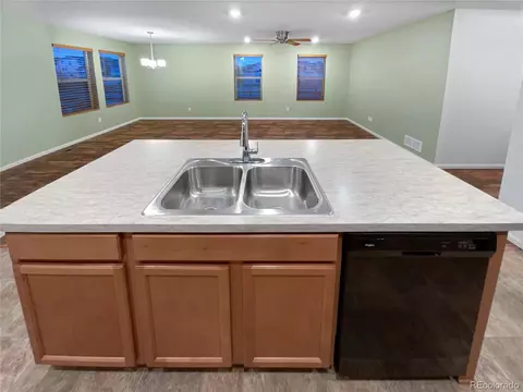 27699 E 7th Ln, Aurora, CO 80018 photo 16