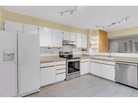 17275 E Brown Cir, Aurora, CO 80013 photo 14