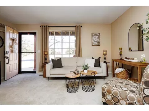 819 Summer Dr, Highlands Ranch, CO 80126
