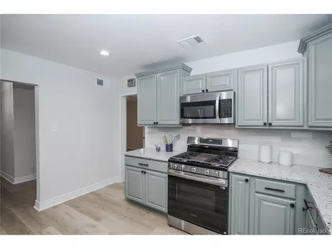13360 E 7th Ave, Aurora, CO 80011 photo 11
