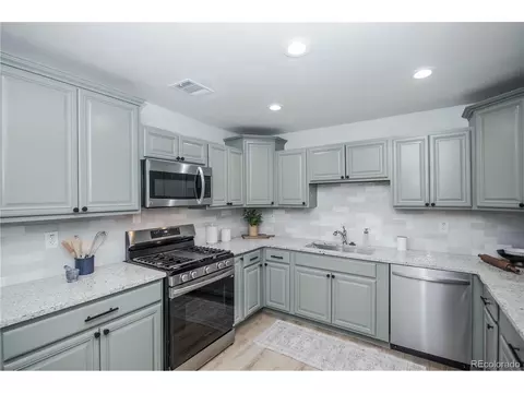 13360 E 7th Ave, Aurora, CO 80011 photo 8