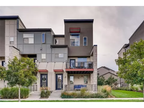 9042 E 50th Dr, Denver, CO 80238 photo 2