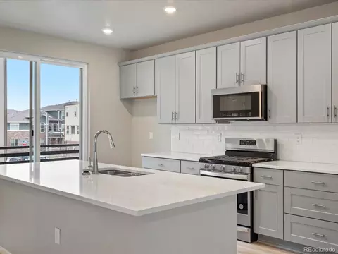 2318 Shoshone Pl, Broomfield, CO 80023