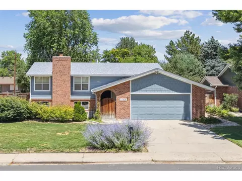 11815 E Louisiana Ave, Aurora, CO 80012