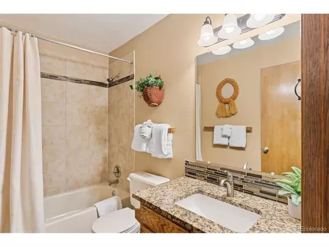 Bath - Undisclosed, Silverthorne, CO 80498 photo 1 of 2