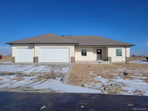 697 Cabaret Dr, Pueblo, CO 81007