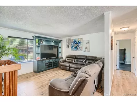 18174 E Kepner Dr, Aurora, CO 80017 photo 9