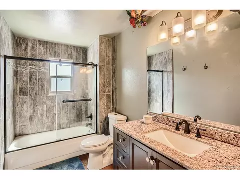 18174 E Kepner Dr, Aurora, CO 80017 photo 6