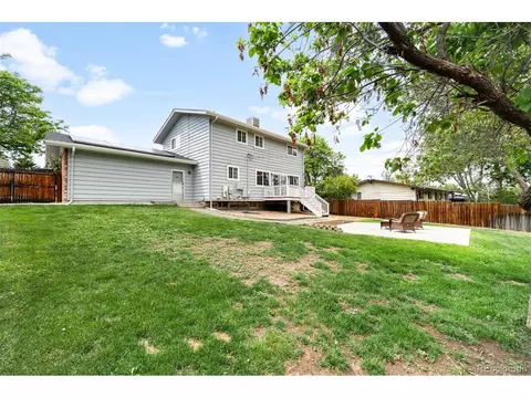 Exterior - 6984 S Spruce Dr, Centennial, CO 80112 photo 6 of 7