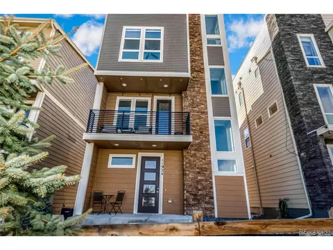 11924 Skyview Ln, Broomfield, CO 80021