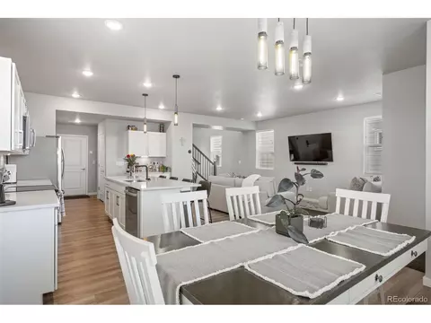 28458 E 8th Pl, Aurora, CO 80018 photo 6
