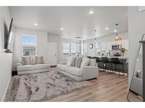 28458 E 8th Pl, Aurora, CO 80018 photo 14