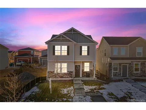 28458 E 8th Pl, Aurora, CO 80018 photo 1