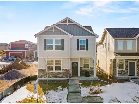 28458 E 8th Pl, Aurora, CO 80018 photo 2