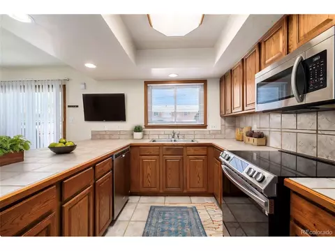 9238 E Lehigh Ave, Denver, CO 80237 photo 2