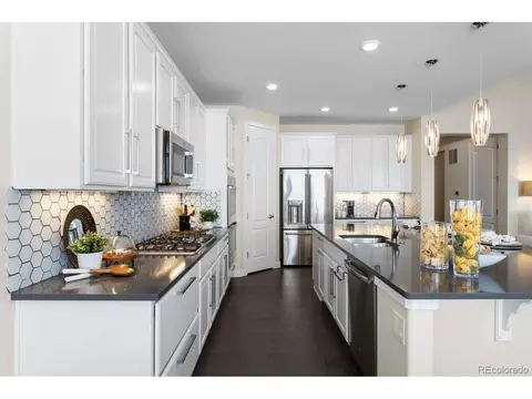 22964 E Piccolo Dr, Aurora, CO 80016 photo 9