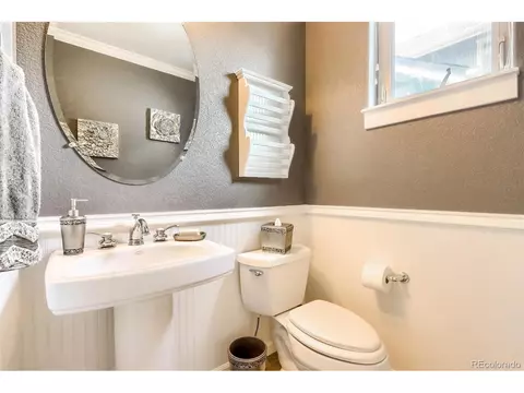 9074 E 29th Pl, Denver, CO 80238 photo 31